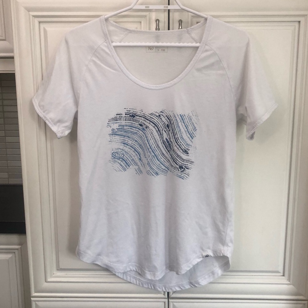 tentree women’s graphic t-shirt